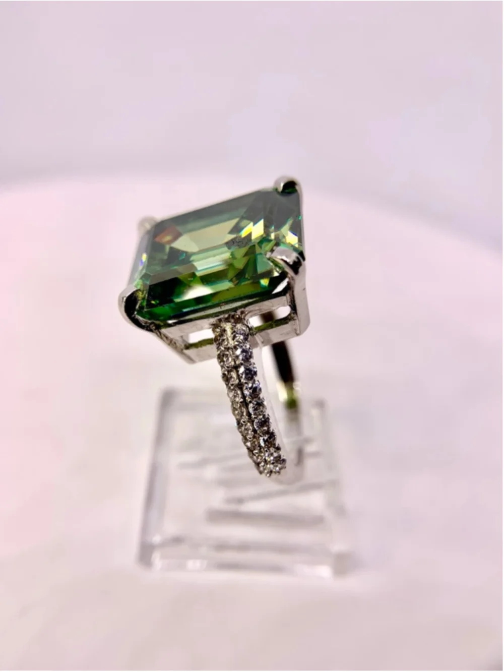 Emerald Cut Moissanite Ring Vivid Blue Green 925 10 Ct - Picture 5 of 10